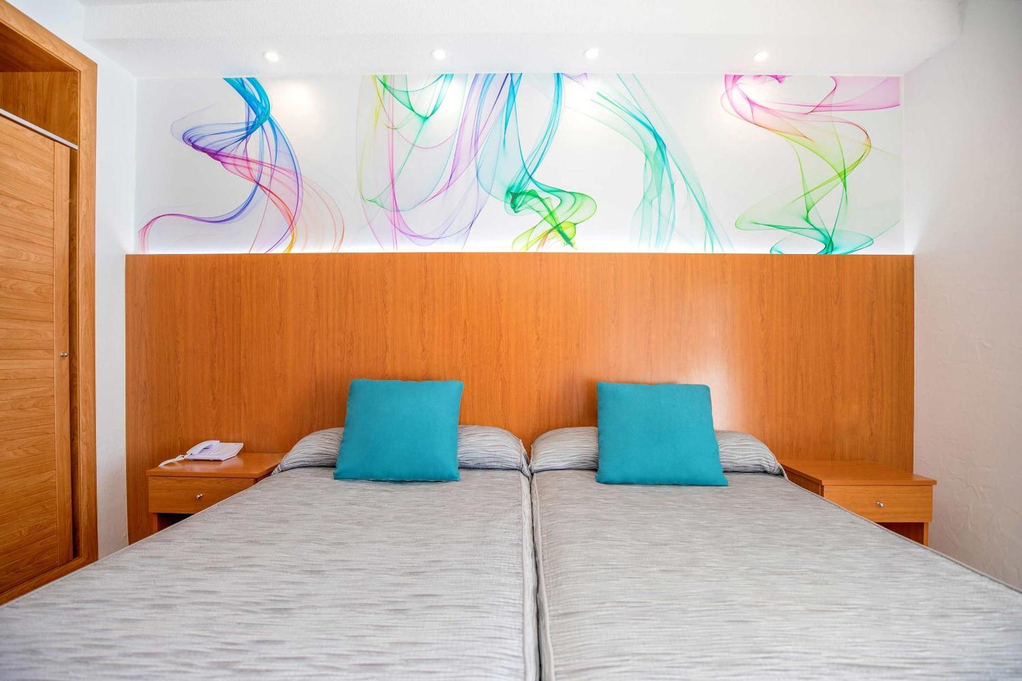 Hotel Servigroup Castilla Benidorm Zimmer foto